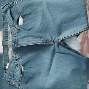 Levi jeans